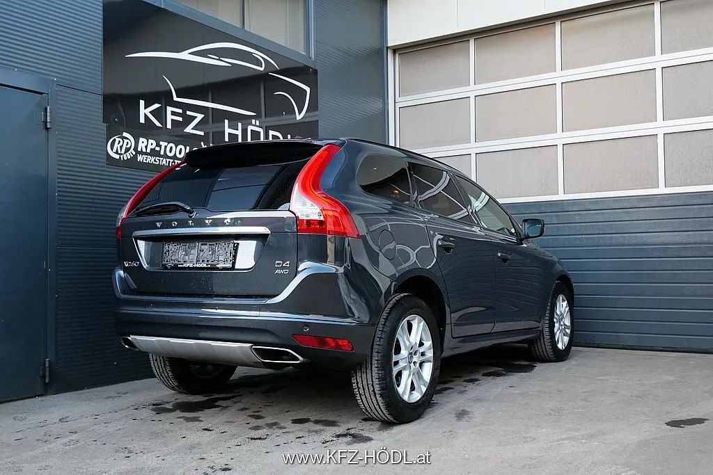 Volvo XC60 D4 Kinetic AWD Image 2